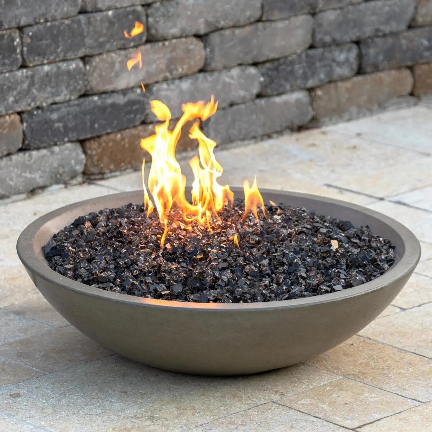 American Fyre Designs 32" Marseille Fire Bowl with Water Spout + Free Cover