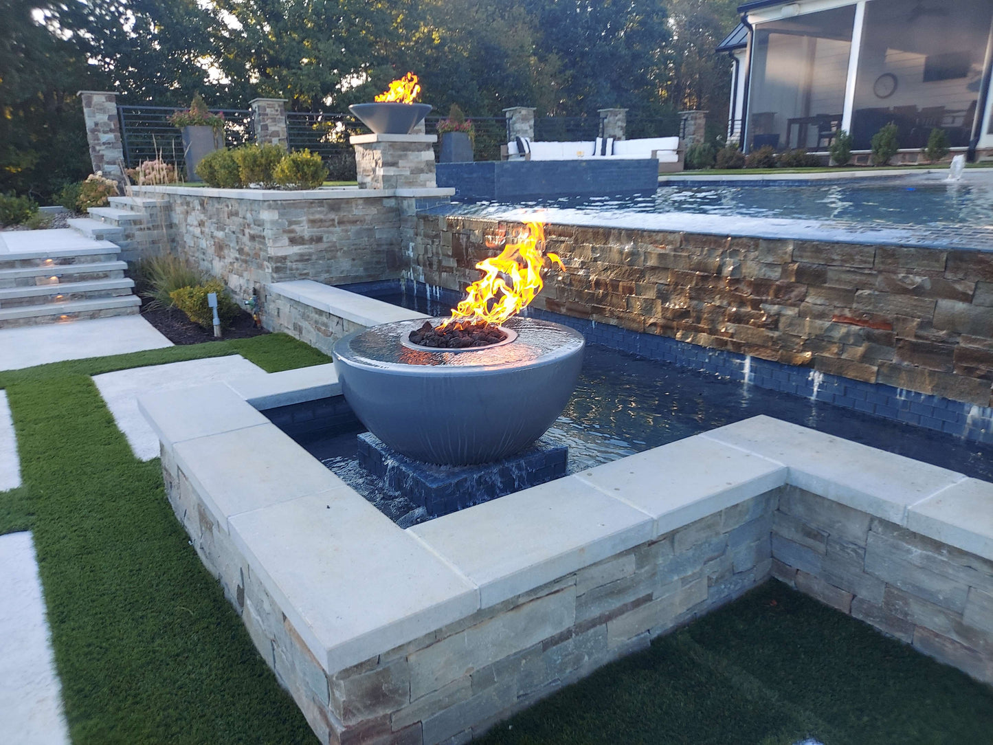 The Outdoor Plus Sedona 360° Concrete Fire & Water Bowl - Free Cover