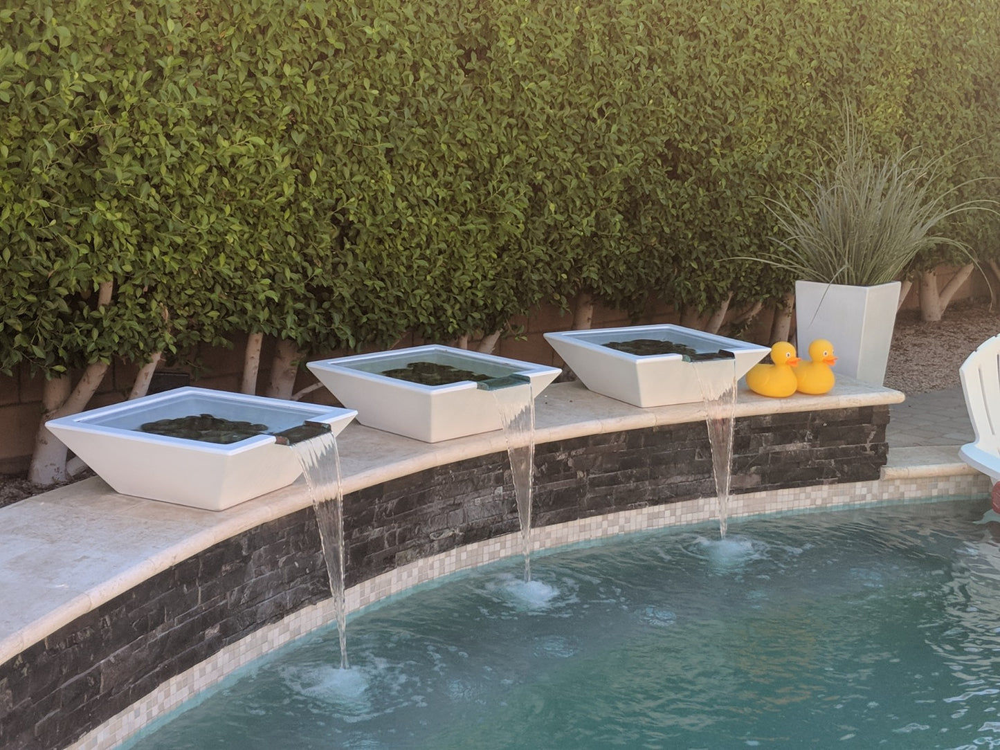 The Outdoor Plus Maya Concrete Water Bowl - Free Cover