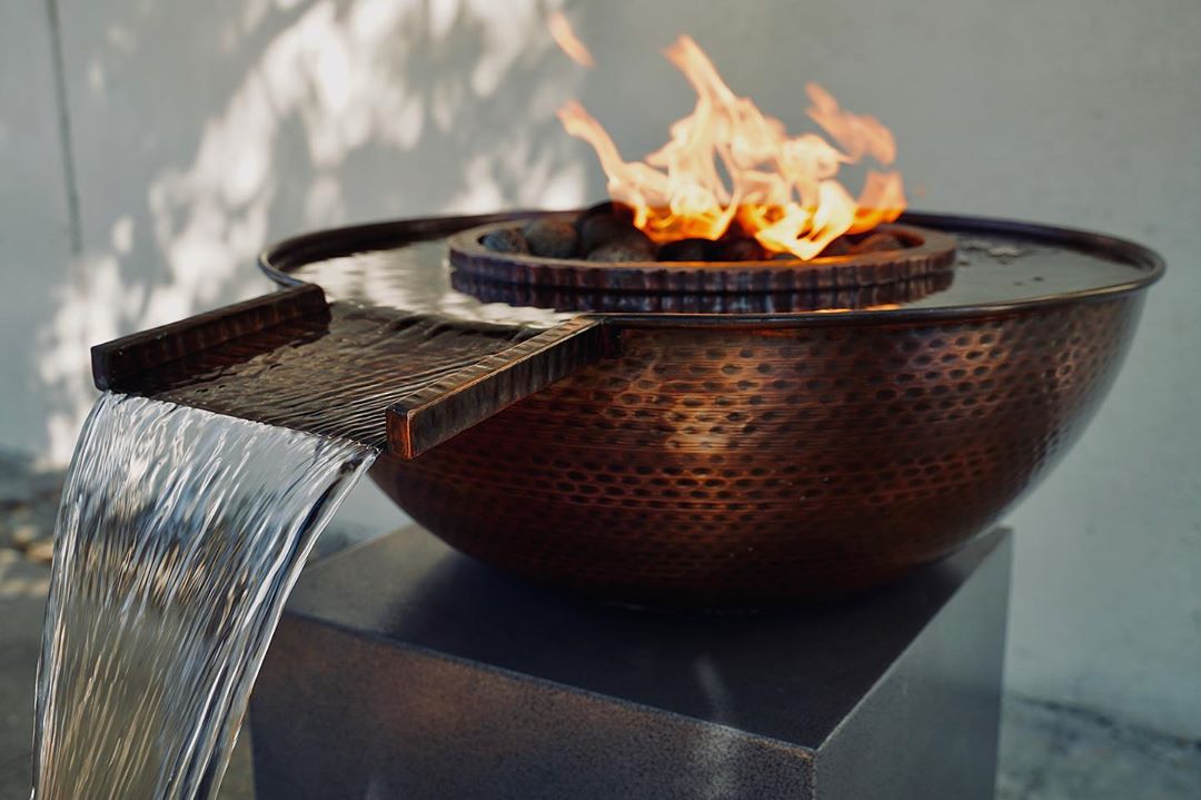 The Outdoor Plus Sedona Copper Fire & Water Bowl - Gravity Spill + Free Cover