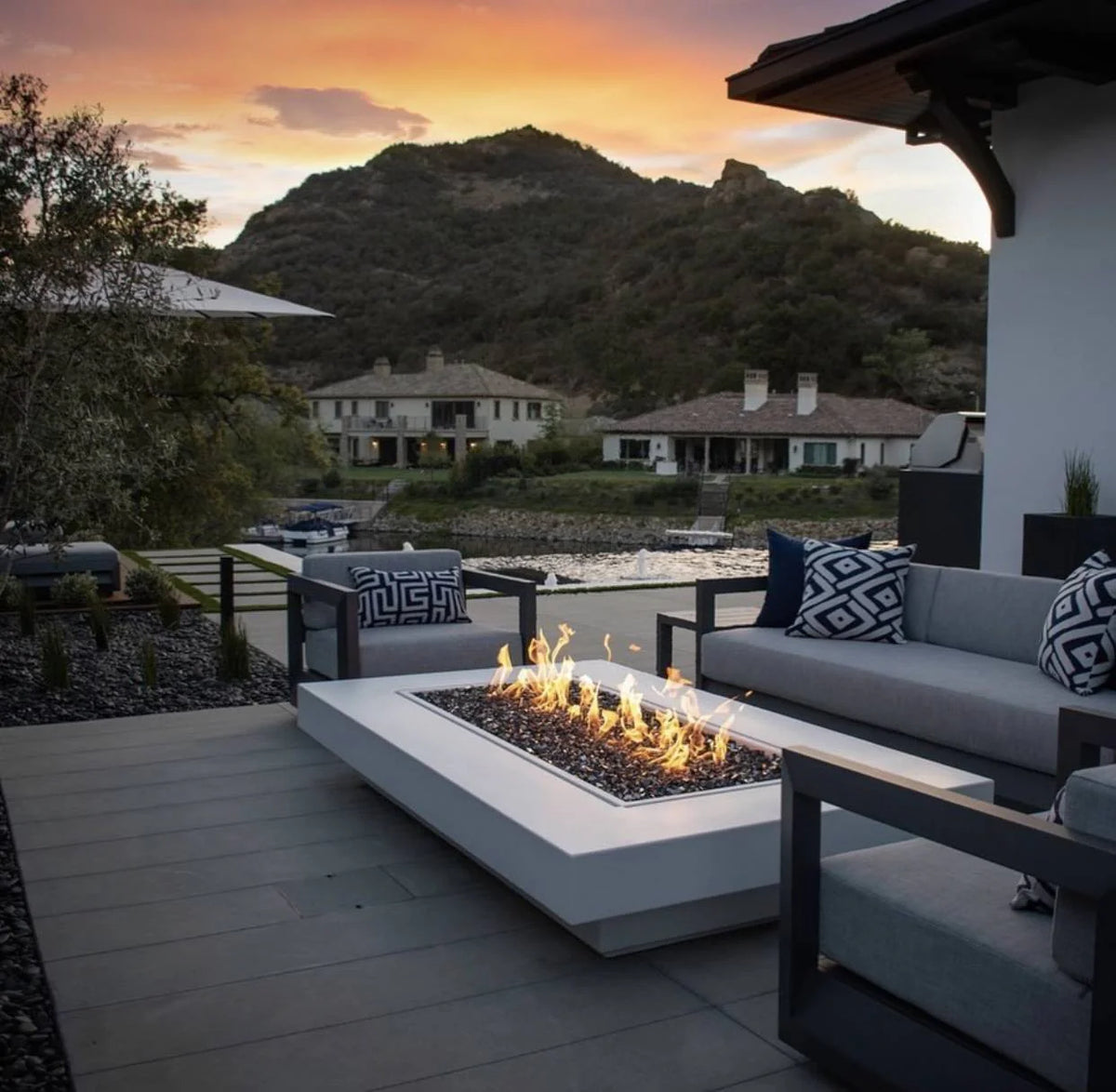 Rectangular Fire Feature Buy Now Midway Low Rectangle Fire Table – EI – American Fire Features